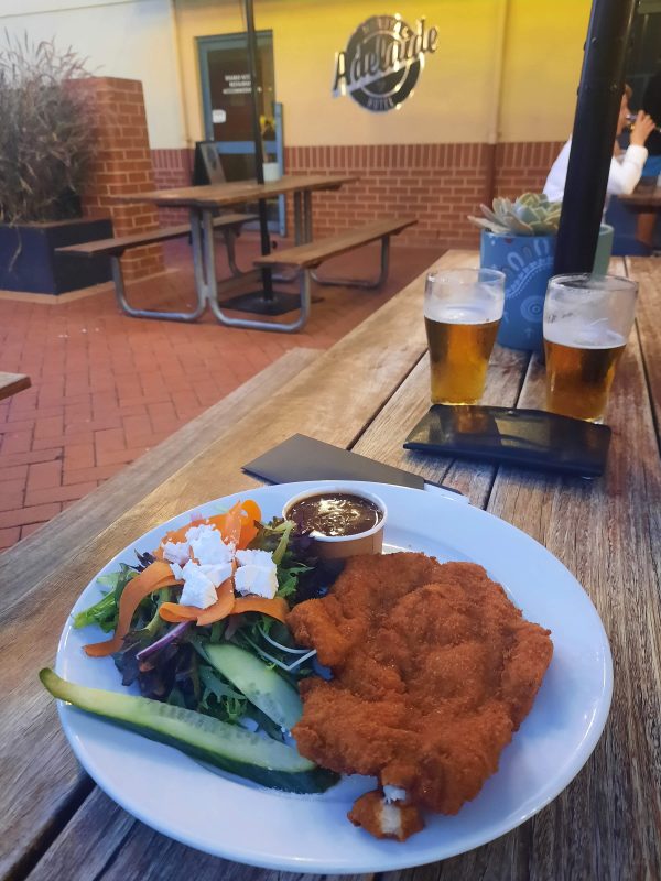 Adelaide Hotel Moruya